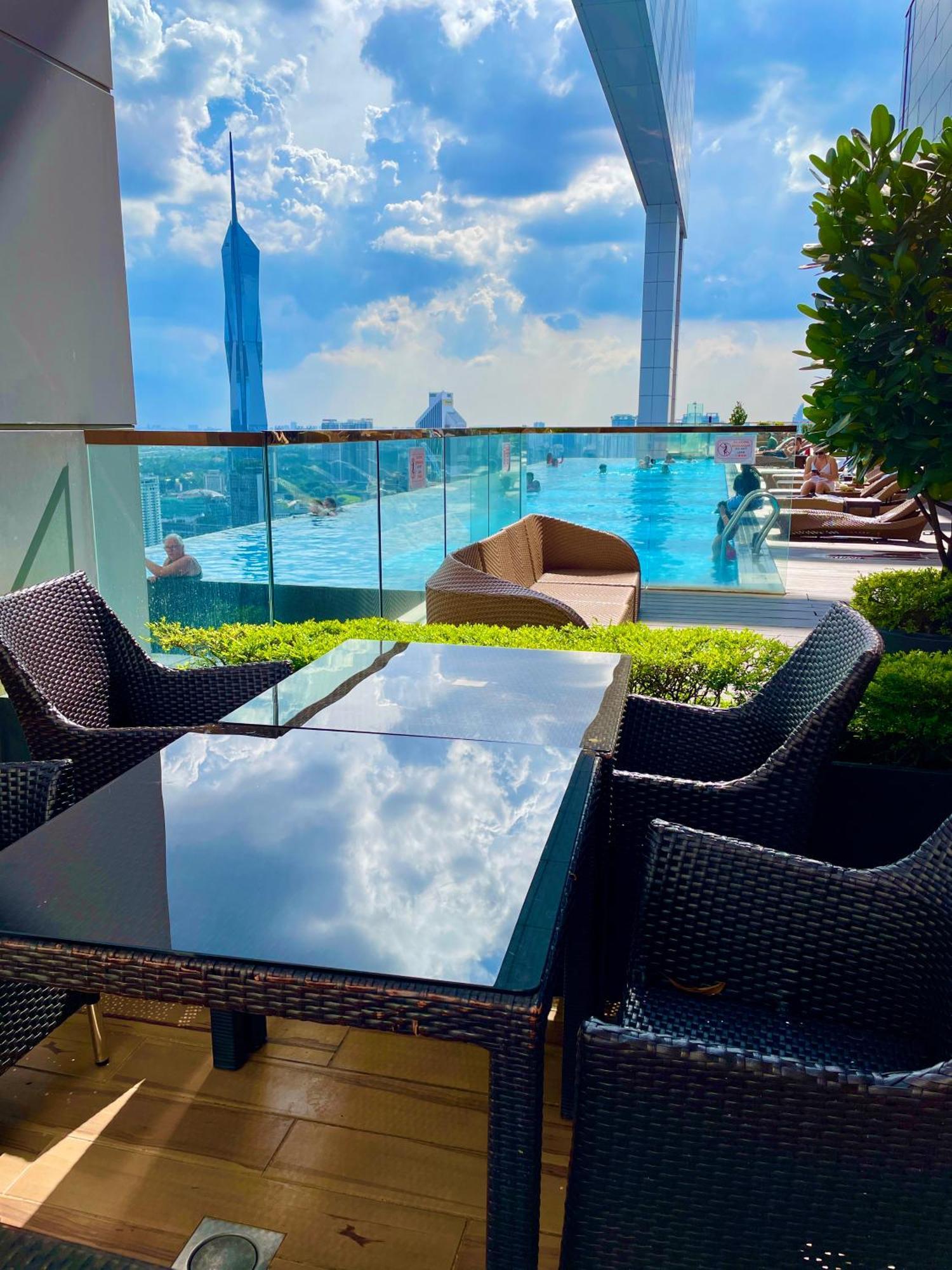 Platinum Klcc By Luxury Suites Kuala Lumpur Exterior photo