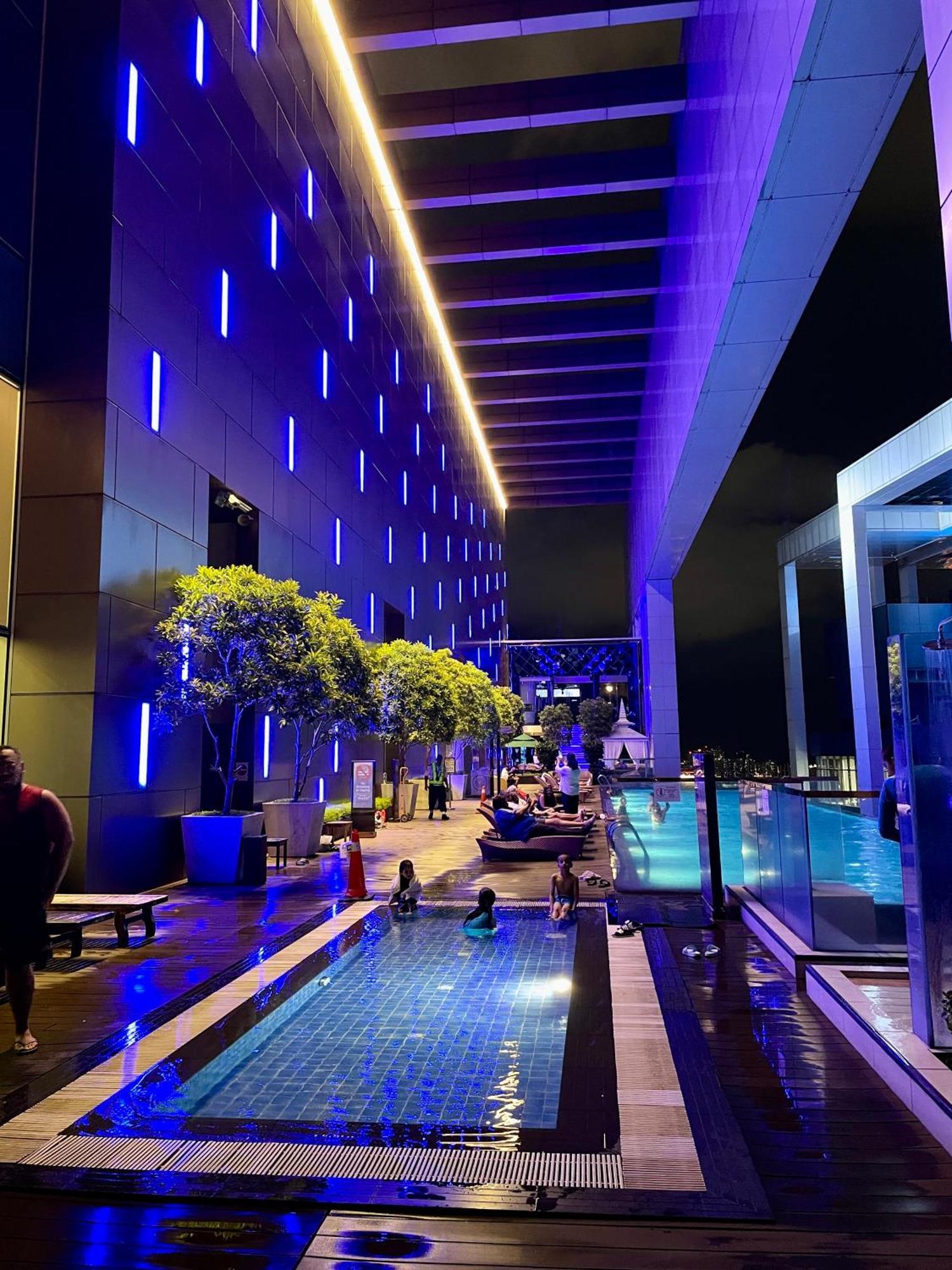 Platinum Klcc By Luxury Suites Kuala Lumpur Exterior photo
