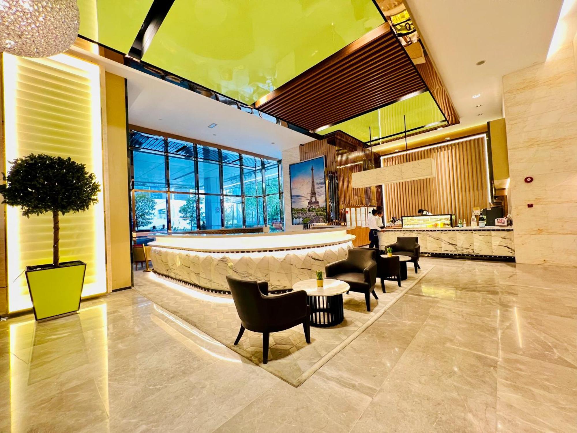 Platinum Klcc By Luxury Suites Kuala Lumpur Exterior photo